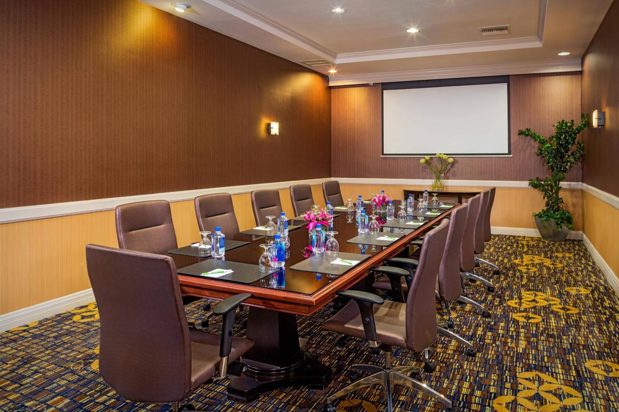 Courtyard By Marriott Los Angeles Pasadena/Monrovia Dış mekan fotoğraf