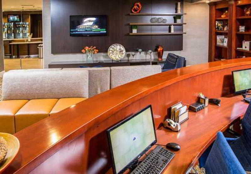 Courtyard By Marriott Los Angeles Pasadena/Monrovia Konforlar fotoğraf
