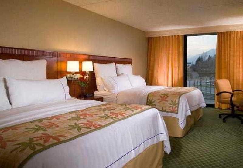 Courtyard By Marriott Los Angeles Pasadena/Monrovia Dış mekan fotoğraf